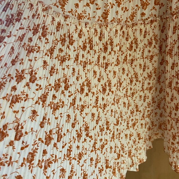 Skirt cream with Flowers versatile never worn one size - Picture 3 of 4